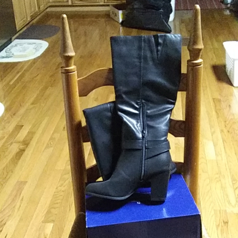 Black mid cav boots
